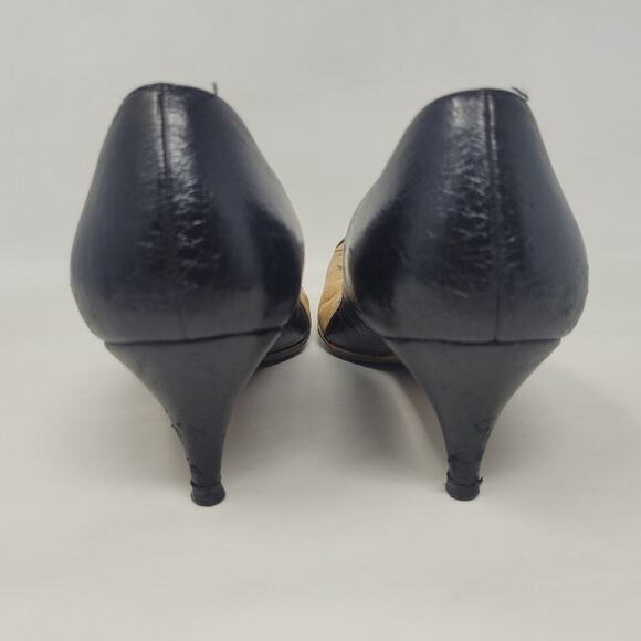 Chanel Heels EU36 US6 Black Tan Leather 2008 CC Logo Old Money Bow Pumps Luxury - Picture 8 of 13
